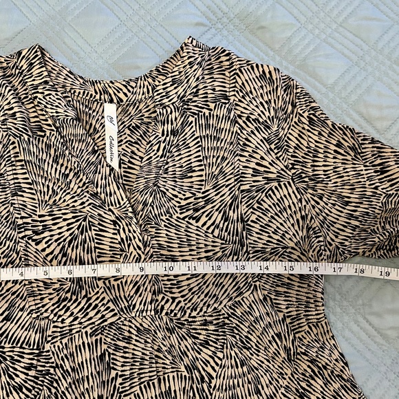 NY COLLECTION Dress, NWOT, Loose Fitting, 3/4 Bell Sleeves, Size Medium - Picture 4 of 9